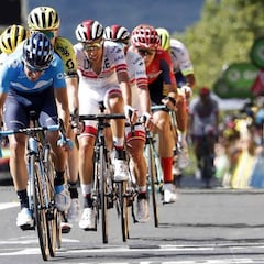Barguil noquea a Landa en plena tensión por los abanicos