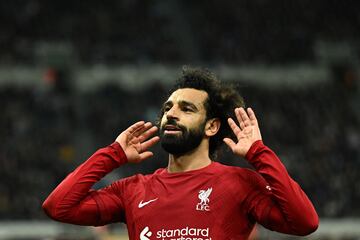 Salah celebra un gol con el Liverpool.