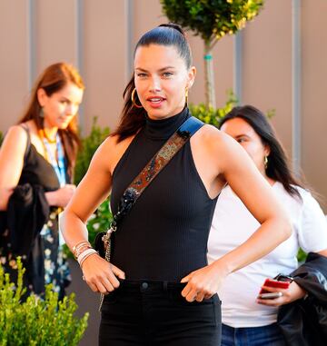 Adriana Lima.