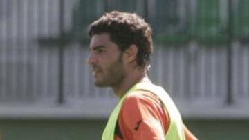 Miguel Torres: "Si no juegan Forlán y Agüero es una gran noticia para nosotros"