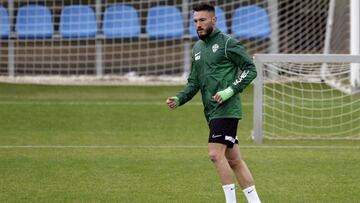 18/11/21 
 ELCHE 
 ENTRENAMIENTO 
 JOSAN 