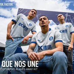 El club vitoriano presenta sus tres nuevas equipaciones