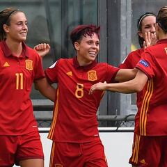 Vicky Losada y Amanda firman un gran debut de España