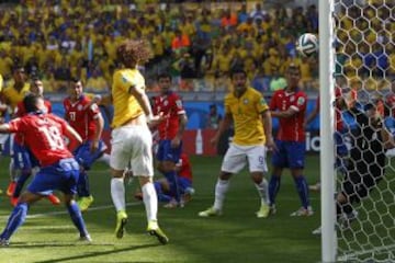 El gol de Brasil fue anotado por David Luiz en el minuto 17 tras centro de Neymar. Era el 1-0.