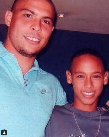 Junto a Neymar cuando este era pequeño.