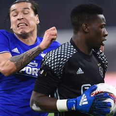 El Villarreal espió al portero Onana en el Ajax-Copenhague