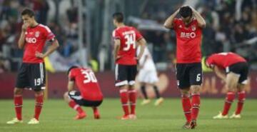 Las im¨¢genes del Sevilla-Benfica