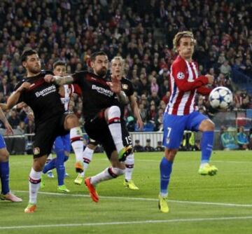 Atletico Madrid versus Bayer Leverkusen