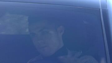 Cristiano arrived for Valdebebas training with a black eye