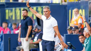 Garitano en el banquillo del Nuevo Miranidilla en el encuentro que enfrentaba al Cádiz ante el Mirandés.