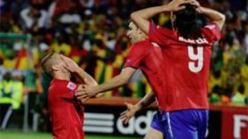 Kuzmanovic le echa una mano a Ghana