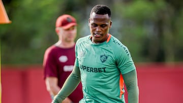 Jhon Arias se quedaría a jugar el Mundial