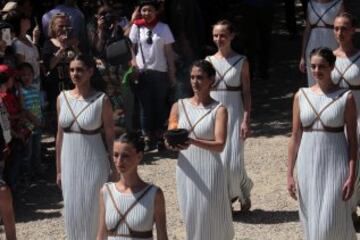 El perfecto ensayo del encendido de la llama olímpica