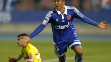 El jugador de Universidad de Chile, Fabi&aacute;n Carmona