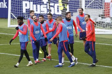 Multitudinario entrenamiento en el Wanda Metropolitano