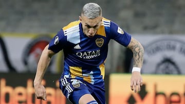 Boca temrina su aislamiento y pone la cabeza en Talleres