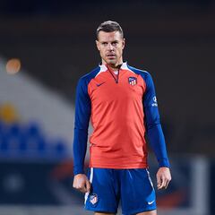 Azpilicueta, operado de su rotura del menisco externo