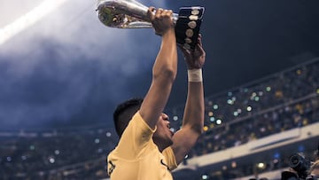 Joe Corona celebrando el &uacute;ltimo campeonato del Am&eacute;rica