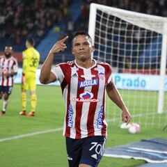 Carlos Bacca lidera al Junior en triunfo frente al Deportivo Cali