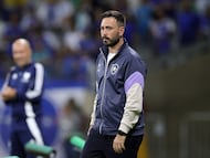 Soccer Football - Brasileiro Championship - Cruzeiro v Botafogo - Estadio Mineirao, Belo Horizonte, Brazil - December 4, 2025 Botafogo coach Davide Ancelotti REUTERS/Cris Mattos