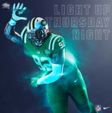 Los brillantes uniformes de la NFL para los jueves por la noche