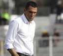 Gustavo Poyet, en riesgo: "Prefiero esperar a que pasen las horas"
