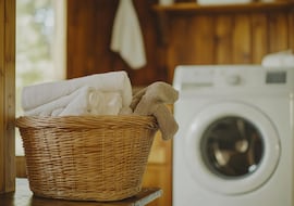 Álvaro Fernández, farmacéutico: “Si no laváis la ropa nueva antes de estrenarla, deberíais”