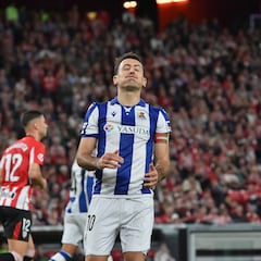 El sorprendente y extraño cruce de declaraciones entre Imanol y Oyarzabal