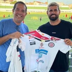 Diego Costa asiste a un partido sin dar pistas sobre su futuro