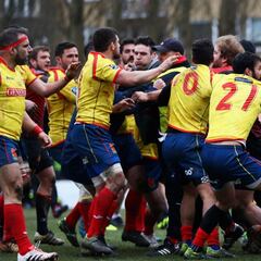 Spain players given long bans for Romanian referee abuse