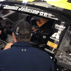 Tras la F1 y el WEC, Alonso cierra 2018 probando la Nascar