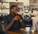LeBron ya está en los cines y se luce en 'Y de repente tú'