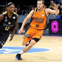 El Iberostar se acerca a la Copa y deja muy tocado al Valencia