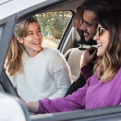 Así es ‘Double Date Van’, citas sobre ruedas por Madrid para celebrar el Día del Soltero