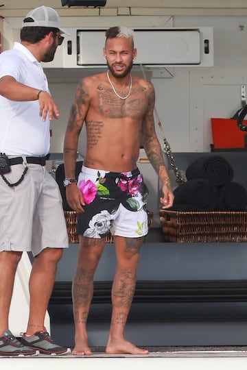 Neymar de vacaciones en Ibiza