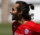 Valdivia está en Chile para tratar su lesión en Pinto Durán