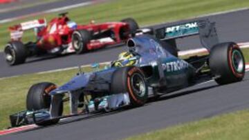 MERCEDES. Se une al dúo de favoritos para el Mundial.