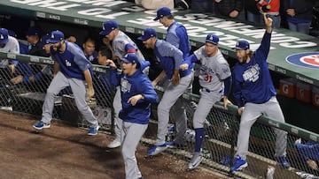 CHICAGO, IL - OCTOBER 19: The Los Angeles Dodgers celebrate defeating the Chicago Cubs 11-1 in game five of the National League Championship Series at Wrigley Field on October 19, 2017 in Chicago, Illinois. The Dodgers advance to the 2017 World Series.   Dylan Buell/Getty Images/AFP
 == FOR NEWSPAPERS, INTERNET, TELCOS &amp; TELEVISION USE ONLY ==