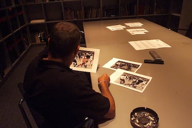 Me fui a la grada de nuevo y volví a mi sitio. Recuerdo que hubo gente que me dijo ‘olé tus huevos’ y otros que me gritaban ‘hijo de p...’. Lo que hice fue un disparate enorme. Fue un pecado de juventud. Yo sólo tenía 26 años. Lo que más me duele fue el daño que causé al Real Madrid porque yo siento esos colores...”