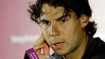 <b>MOLESTIAS. </b>Rafael Nadal, ayer en rueda de prensa.