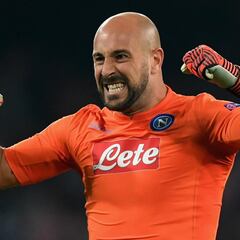 AC Milan complete Reina and Strinic signings