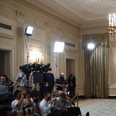 What are the requirements in Biden's new covid-19 vaccine mandate?