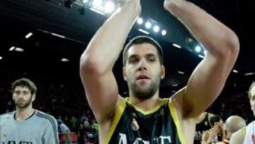 <b>CAPITÁN. </b>Reyes renueva hasta 2013 y sumará nueve años de blanco.