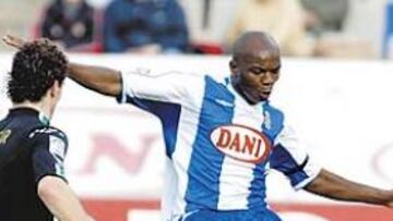 <b>SIN SUERTE. </b>Pierre Wome no ha tenido mucha suerte en su temporada de debut en el Espanyol.