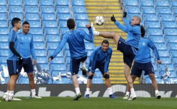 James sería una de las alternativas de Zidane para visitar al City