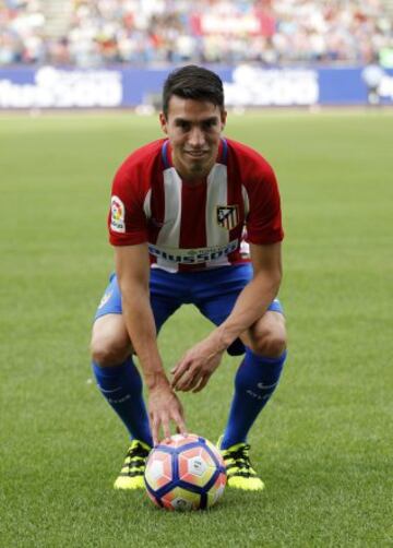 La presentación de Gaitán en el Calderón en imágenes