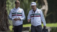 'Tuca' Ferretti da la bienvenida a Maradona: "Ojalá aporte al fútbol mexicano"