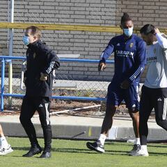 Adrián y Jair, un mes de baja por sendas roturas de fibras