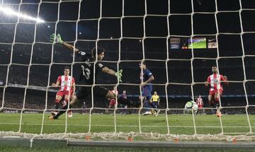 6-1. Luis Su¨¢rez marc¨® el sexto gol.