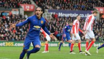 Falcao jugaba un buen partido y Van Gaal lo reemplaz&oacute;.